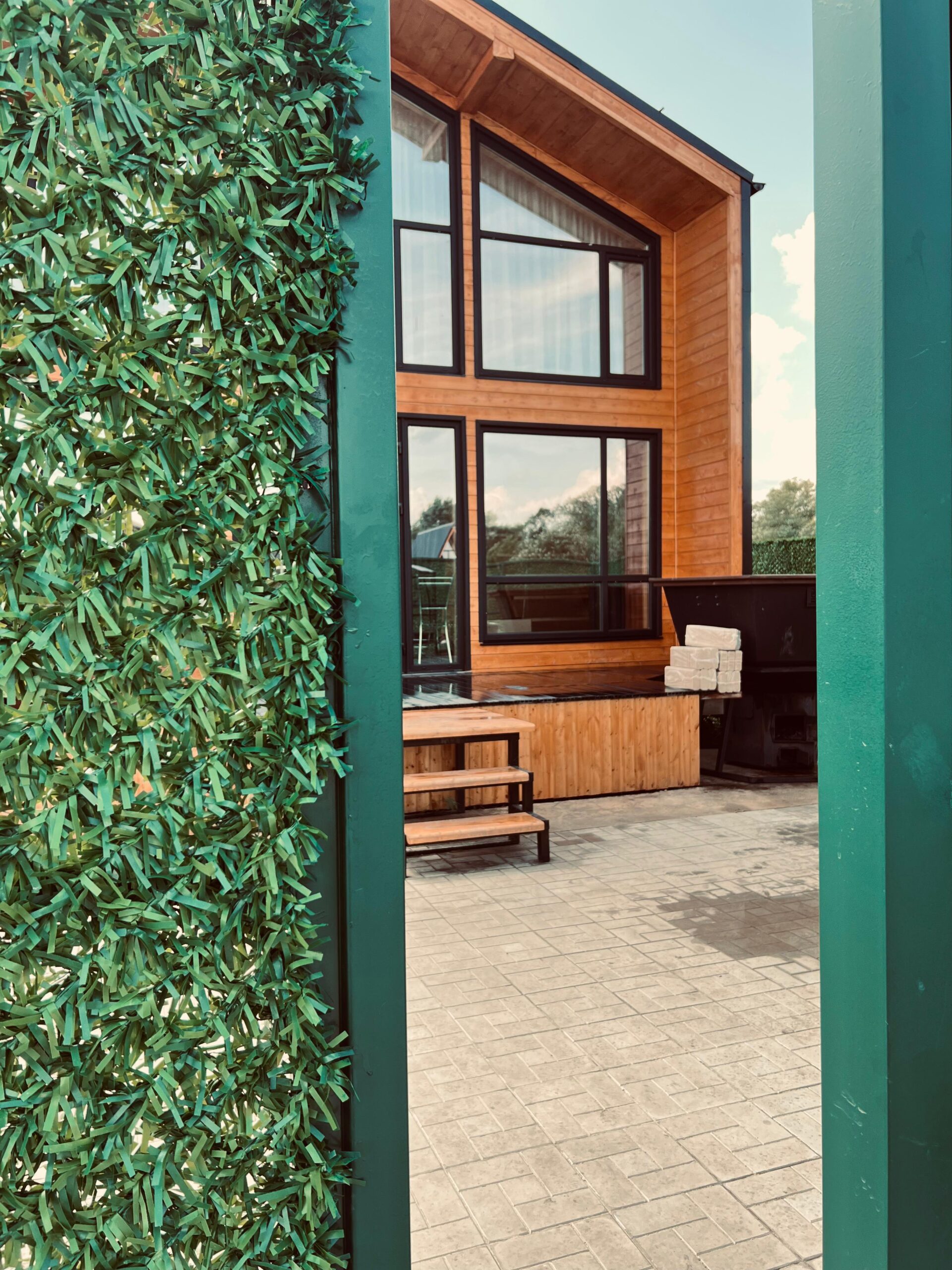 43a2d9cd-4d2d-412e-a7e1-ff3ab9567d27