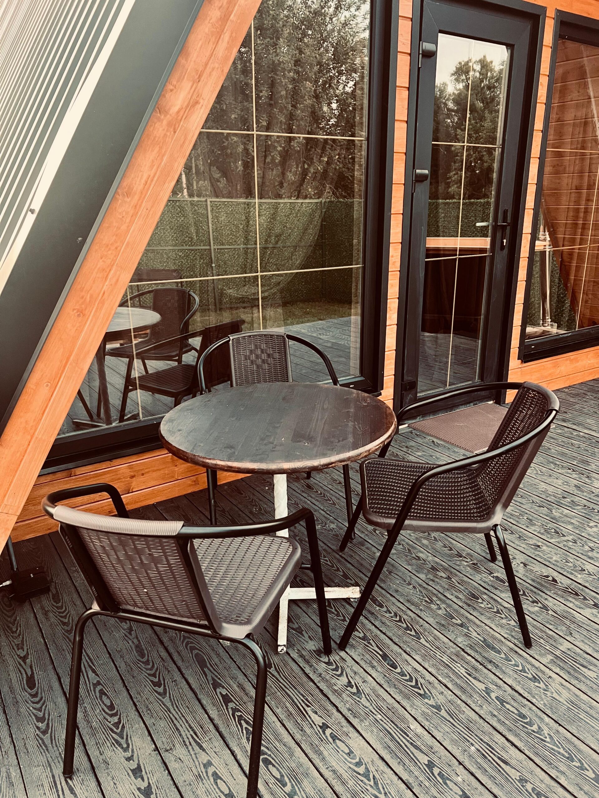 84fdb948-d5b5-4e9b-aecd-9eb9ca259f70