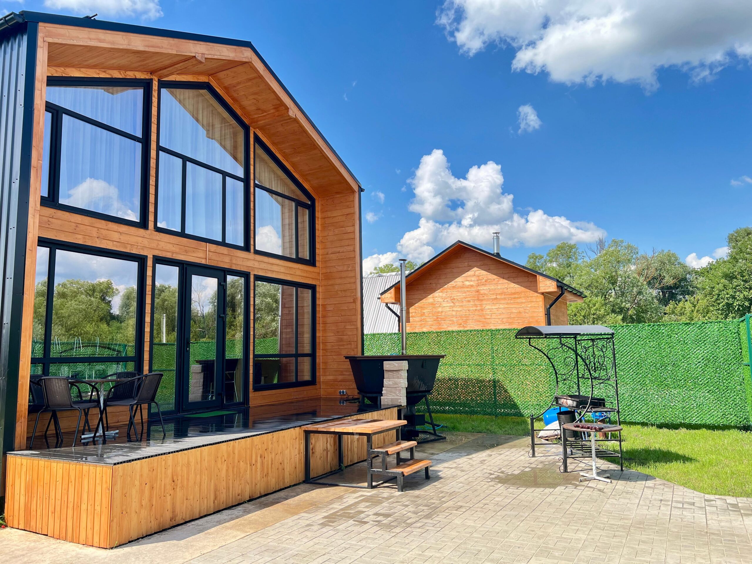 c2b1f670-feb8-42fc-a256-4ea923fa2e19