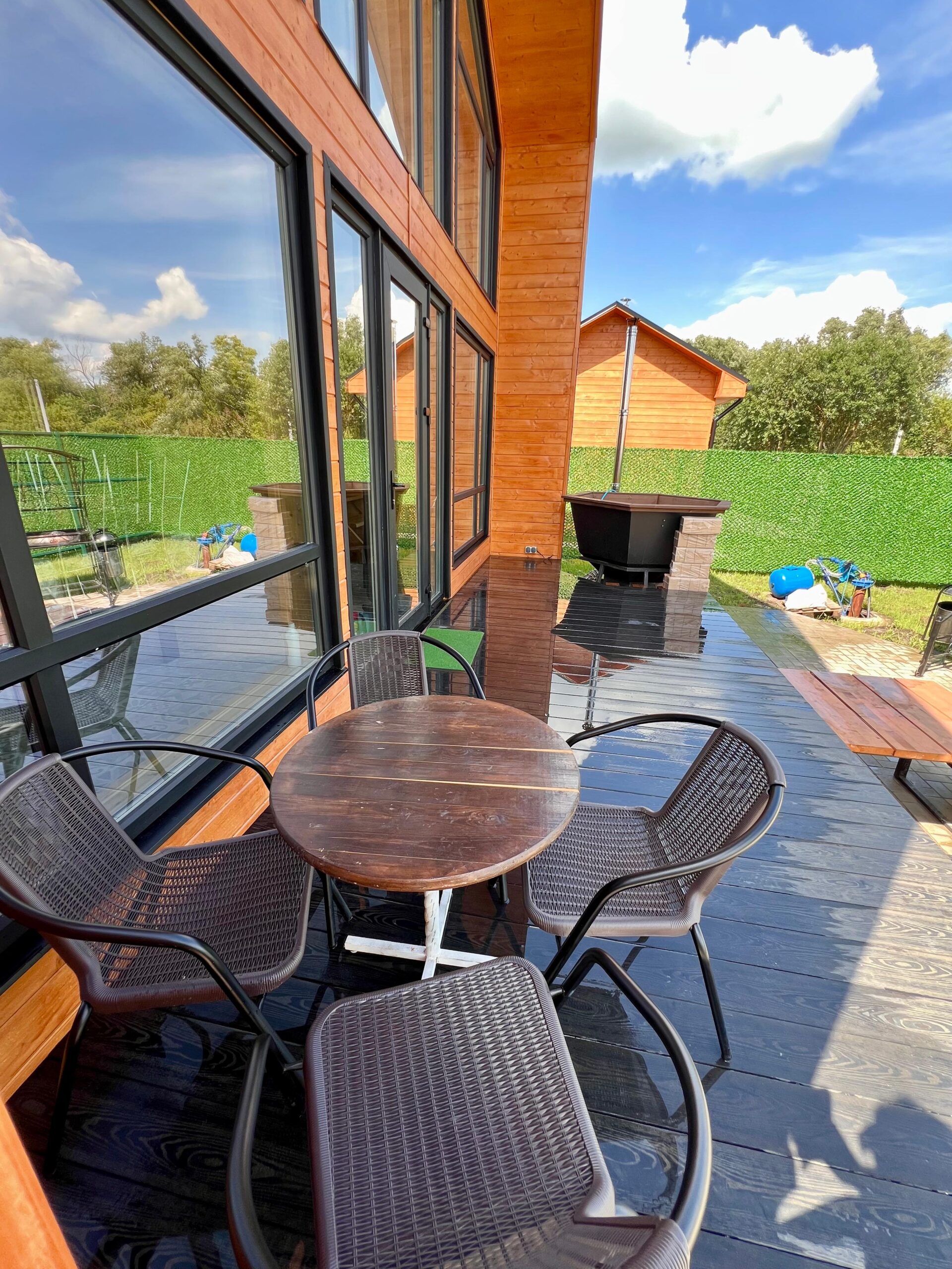 daaf314a-114b-4971-a8d9-26517350ee6a