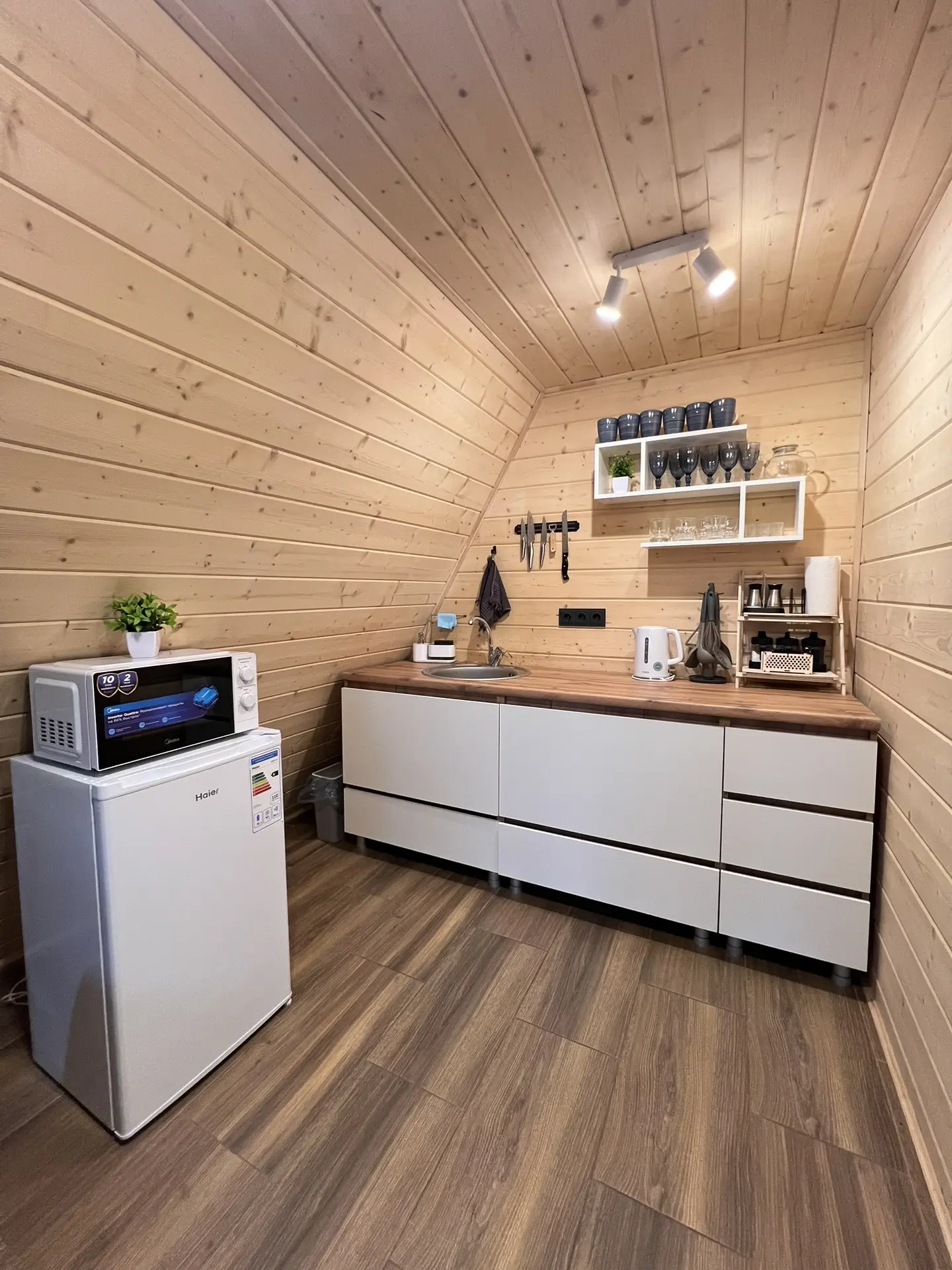 e949165e-2f7f-4a58-8115-2dae0fdb0849